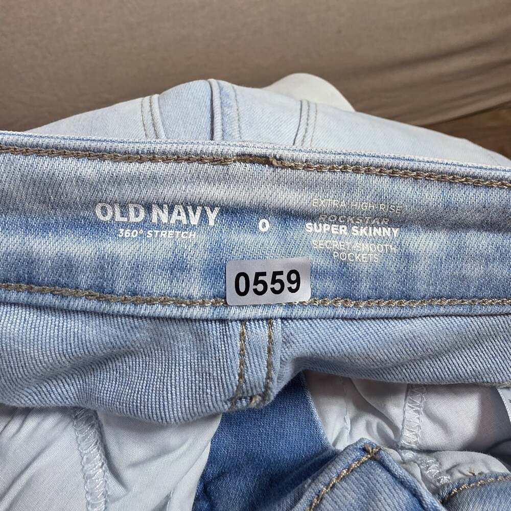 Old Navy Womens 0 Jeans Extra High Rise Rockstar Super Skinny Stretch 24" Light - Picture 2 of 9